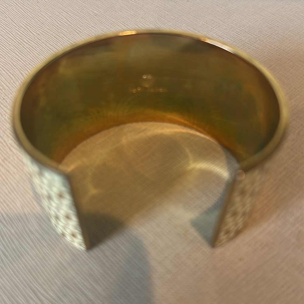 Tory Burch Gold Gemini Patterned Cuff Bracelet - Picture 4 of 5